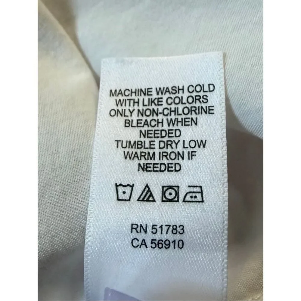 Maurices White Button Down Shirt Size L Long Sleeve Pocket